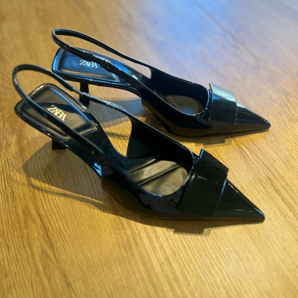 NWOT Zara Glossy Black Patent Pointed Slingback Kitten Heels - Picture 8 of 9